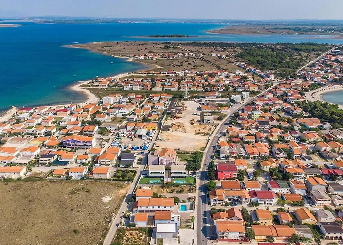 Дом отдыха Aurus Вир